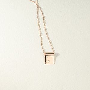 Collier élégant en diamants de luxe en or 18 carats, bijoux fins minimalistes pour femmes, design intemporel pour un cadeau d'anniversaire, de mariage ou de célébration - Product Image 2