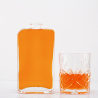 Bouteilles en verre transparent super clair de 500 ml, plates, oblates, à col court, rectangulaires, pour whisky, vodka, vides, vente en gros, vente chaude