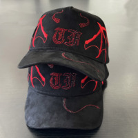 Casquette 5 panneaux en tissu style américain sportif avec strass en cristal et imprimé léopard, avec impression en relief pour le style professionnel et urbain