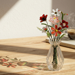 Bouquet di Fiori in Vetro di Murano Fatto a Mano, Decorazione per la Festa della Mamma, Bouquet di Fiori Eterni - Product Image 1