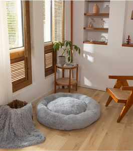 2024 Groothandel Hondenbed Luxe Wasbare Huisdierenkussens Mat Pluizige Kalmerende Donut Knuffelaar Schattige Huisdierbank Donut Bed Voor Hond - Product Image 6