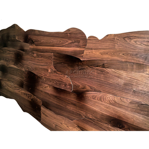 <span class=keywords><strong>Parquet</strong></span> d'art unique en bois de <span class=keywords><strong>noyer</strong></span> de forme irrégulière de style antique sur mesure de luxe extraordinaire - Product Image 1