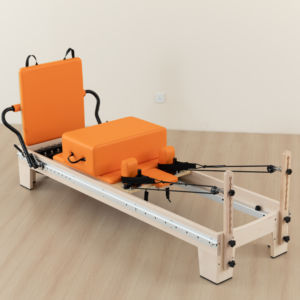 Reformador de madera de roble duradero comercial de calidad de estudio grande, cama central de Pilates, reformador de Pilates de pista exterior - Product Image 1