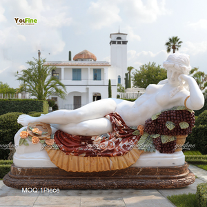 Estatua de Mujer Desnuda Acostada de Mármol de Tamaño Real - Product Image 1