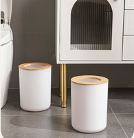 Ensemble d'accessoires de salle de bain 6 pièces en plastique ondulé horizontal durable avec kit de vanité, porte-brosse à dents et gobelet pour rangement de salle de bain