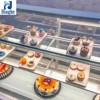 Refroidisseur de boulangerie à usage de supermarché Affichage de porte en verre à LED à température unique Dégivrage de gâteau Réfrigérateur Équipement de réfrigération