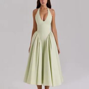 เดรสฤดูร้อนปี 2025 คุณภาพสูงสำหรับผู้หญิง ปรับแต่งได้ ดีไซน์หรูหรา ยาวปานกลาง สไตล์โบฮีเมียน ลำลอง ตกแต่งผ้าแบบ Patchwork เปิดหลัง ซักได้ เหมาะสำหรับฤดูใบไม้ร่วง - Product Image 1