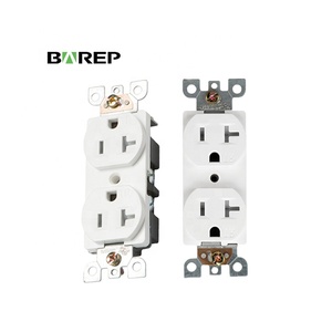 Tomacorriente de Pared Doble Dúplex de 3 Vías, Resistente a Manipulaciones, Barep, Certificado ETL, 20A, 125V, 60Hz, UL94-V2, PC - Product Image 1