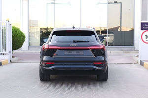 Audi Q8 E-Tron SUV électrique 2024 - Product Image 6