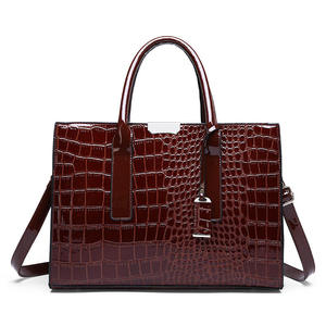 Sac à main fourre-tout de luxe pour femme en similicuir avec fermeture éclair, grand sac à main spacieux pour femme, sac de shopping élégant pour le quotidien - Product Image 5