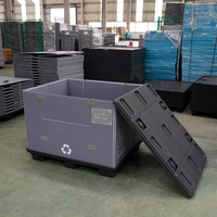 Caisse de palettisation pliable modèle 1177 avec couvercle, bac de manutention en HDPE pliable avec une porte pour chariot élévateur