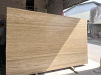 Dalle italienne en travertin ultra-blanc Panneau poli en pierre naturelle pour mur et sol Finition de surface aiguisée Carrelages de sol et de mur en grande dalle
