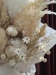 Fleur stabilisée professionnelle - Décoration de mariage et d'anniversaire, longue durée (3-5 ans), faite à la main, taille personnalisée - Product Image 2