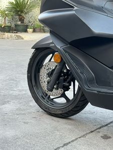 Scooter PCX160cc con Inyección de Combustible y Refrigeración por Aire, Modelo 2026, el Más Vendido en la UE, Entrega Directa de Fábrica, Exportable - Product Image 6