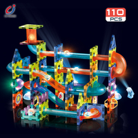 Chengji Magic Track Cube Blocs de construction magnétiques en plastique avec fonction d'éclairage coloré, circuit de billes éducatif et labyrinthe de course