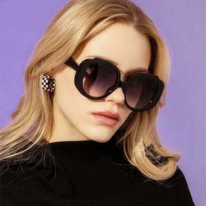 Novedad 2022, Gafas de Sol Redondas Vintage de Moda para Mujer, Gafas de Sol Cuadradas de Color Caramelo - Product Image 2