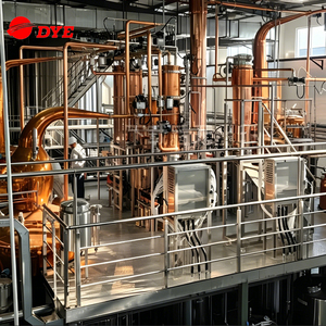 Usine de distillation clé en main pour whisky et rhum : 2 alambics en cuivre de 2000 L, fermenteur, cuve de brassage, réservoir de stockage, système PLC automatique, CE/UKCA - Product Image 2