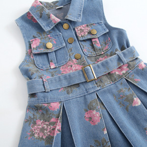 Vestito Estivo in Denim Senza Maniche per Bambine, Gonna in Denim con Stampa Floreale, Outfit Alla Moda per Ragazze - Product Image 6