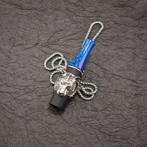 Embout de chicha individuel en métal 3D motif papillon, avec cordon - Product Image 1