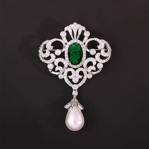 Broche de cuentas colgantes de cristal estilo palaciego <span class=keywords><strong>Vintage</strong></span> para mujer de gama alta nuevo Pin elegante de lujo LSBR8301 - Product Image 3