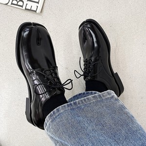 2026 Fashion High-end Aesthetic Men Lace-up Leather <b>Shoes</b> Premium Horseshoe <b>Toe</b> Tabi <b>Split</b> <b>Toe</b> Trendy Stylish Leather Footwear - Product Image 3
