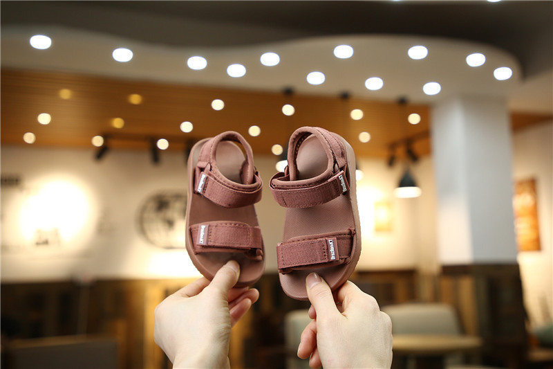 Kids Fashion Walking Shoes Beach Sandals Children Girl Boy Outdoor Flat Casual Sandals