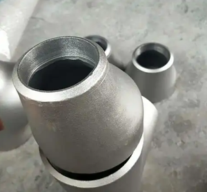 Adaptador reductor de fibra de vidrio: resistente a productos químicos para fluidos industriales, ligero para uso en laboratorio - Product Image 4