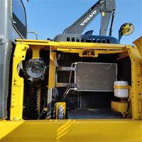 Excavatrice Komatsu PC160-7 d'occasion, modèle 2024/2025, 16 tonnes, avec chaînes de chenilles optionnelles de 500-600 mm, moteur/pompe inclus, idéale pour les terrains boueux