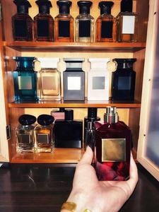 Mini-parfum portable, parfum unisexe compact, léger et <span class=keywords><strong>facile</strong></span> à transporter, idéal pour les voyages/le bureau/la poche, parfum de haute qualité - Product Image 5