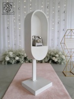 Cabine téléphonique en métal blanc moderne personnalisable, support de livre d'or audio-vidéo pour décorations de mariage
