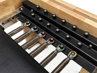 Combinaison Premium Reformer Trapeze, Reformer Pilates en bois massif à joints à languettes avec Tour Trapeze en acier inoxydable, Cadillac Reformer