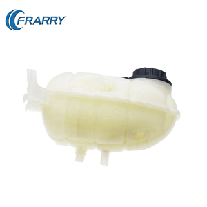 Serbatoio 17137642160 del serbatoio dell'<span class=keywords><strong>acqua</strong></span> del liquido di raffreddamento di espansione dei ricambi Auto per <span class=keywords><strong>BMW</strong></span> F36 F33 F32 328 F30 F20 F21 F22 F31 F34 - Product Image 5