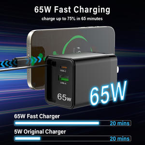 Cargador Inteligente GaN TKT de 65W Personalizable Multipuerto de Carga Rápida con Cable de Datos Retráctil Cargador de Pared USB para Laptop y Móvil - Product Image 4