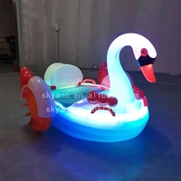 Poignée de cygne en plastique bateau à rames à aubes bateau à main de cygne avec lumières pour parent-enfant