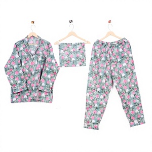 Meilleures ventes : élégante robe de nuit d'été en coton à imprimé floral, ensemble de pyjama respirant pour femmes, disponible en différentes tailles, Inde - Product Image 1