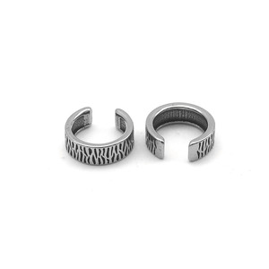 Yunnique – boucles d'oreilles en acier titane, design géométrique, pour hommes et femmes, clips d'oreille non percés, style rétro, bijoux à la mode - Product Image 3