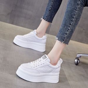 Baskets compensées blanches pour femmes 2026 Nouvelle Collection – Chaussures de marche sportives à semelle épaisse et souple avec talonnette intégrée et respirantes - Product Image 6