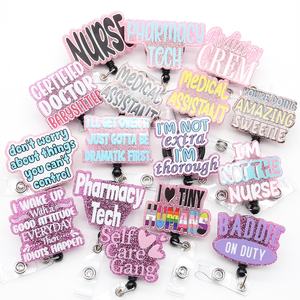 Porte-badge en acrylique de la série médicale en gros paillettes roses <span class=keywords><strong>lettres</strong></span> en plastique étudiant infirmière gommage vie bobine d'insigne - Product Image 1