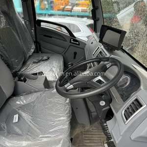 Camion de vidange des eaux usées Sinotruk Howo 8000L, nouveau camion compacteur d'exportation pour le nettoyage des boues - Product Image 6
