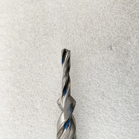 Foret étagé CNC en carbure monobloc à 2-3 cannelures avec refroidissement pour la coupe rapide du métal