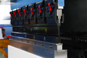 Precio de venta directo del fabricante 40T1300 Pure Electric Servo CNC Máquina dobladora Pequeña chapa CNC Prensa plegadora - Product Image 3