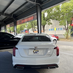 <span class=keywords><strong>Cadillac</strong></span> CT5 28T <span class=keywords><strong>2022</strong></span>, Sedán de Lujo, 5 Puertas, 5 Plazas, 2.0T Turbo, Interior Oscuro, Asientos de Cuero, Automático, R18, Volante a la Izquierda, Tracción Trasera, Usado - Product Image 5