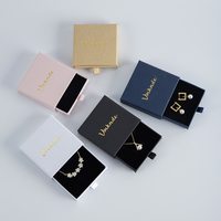 Boîte à bijoux rectangulaire en carton avec logo personnalisé, présentoir pour boucles d'oreilles, bagues, bracelets et colliers