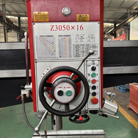 Machine de perçage verticale à bras radial haute vitesse Z3050*16 avec moteur multi-tension (220V/110V/380V) et couleurs personnalisables