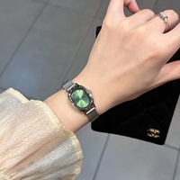 Montre Femme Ovale à Quartz en Acier Inoxydable, Design Minimaliste, Étanche, Luxe Léger