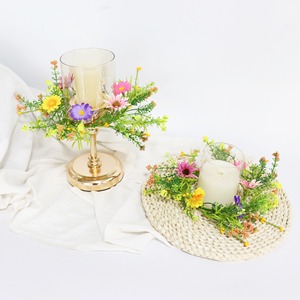 Romantico Portacandele a Forma di Margherita Artificiale per Matrimoni, San Valentino, Natale, Capodanno, Feste, Decorazione da Tavolo - Product Image 1