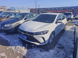 <span class=keywords><strong>Chevrolet</strong></span> <span class=keywords><strong>Cruze</strong></span> 1.5L Turbo 2023 d'occasion, cuir foncé, édition Enjoy, berline <span class=keywords><strong>à</strong></span> <span class=keywords><strong>vendre</strong></span> - Product Image 2
