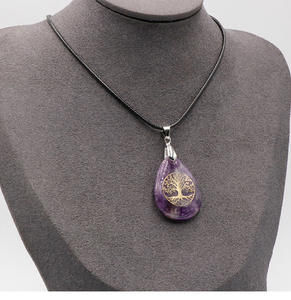 Cadeau de Noël Femme Collier pendentif en cristal Énergie de guérison Pierre naturelle Arbre de vie Larme Chakra Collier pendentif - Product Image 4