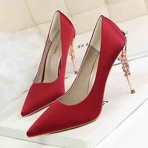 Chaussures coréennes pour femmes, talons sexy, version tendance avec talons fins, nouveaux styles de chaussures à talons pour femmes - Product Image 3