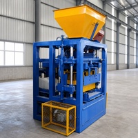 Machine à fabriquer des briques en béton QT4-24, moule à blocs personnalisé, machine à fabriquer des blocs hydrauliques pour les projets en Afrique